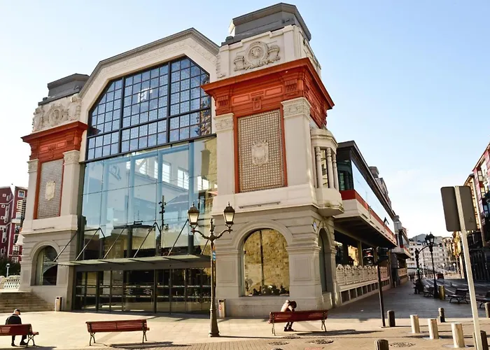 Aston - Mercado De La Rivera In Casco Viejo Bilbao